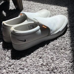 Nike vans women’s size 8.5